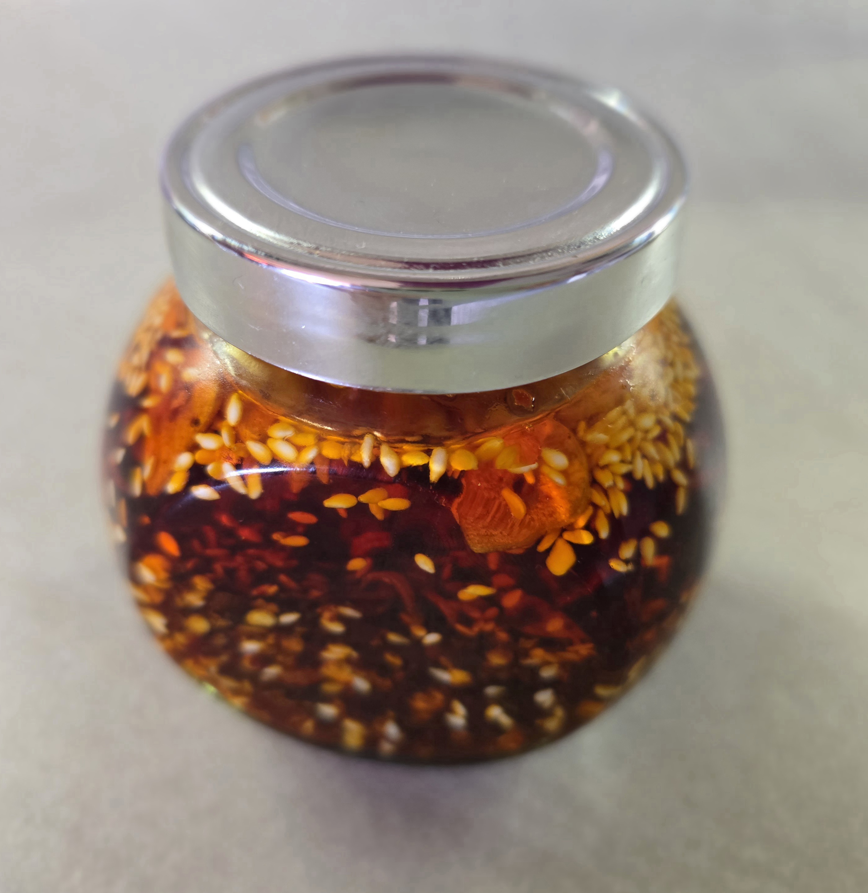 Хрупкаво чили олио 